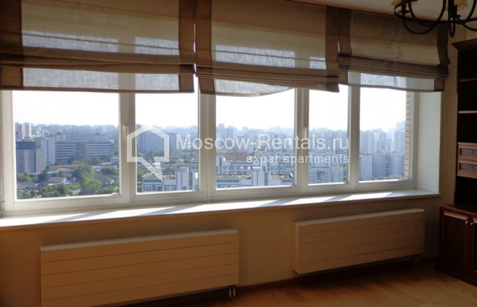 Photo #12 3-room (2 BR) apartment for <a href="http://moscow-rentals.ru/en/articles/long-term-rent" target="_blank">a long-term</a> rent
 in Russia, Moscow, Vorontsovskie prudy str, 3