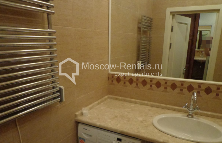 Photo #16 3-room (2 BR) apartment for <a href="http://moscow-rentals.ru/en/articles/long-term-rent" target="_blank">a long-term</a> rent
 in Russia, Moscow, Vorontsovskie prudy str, 3