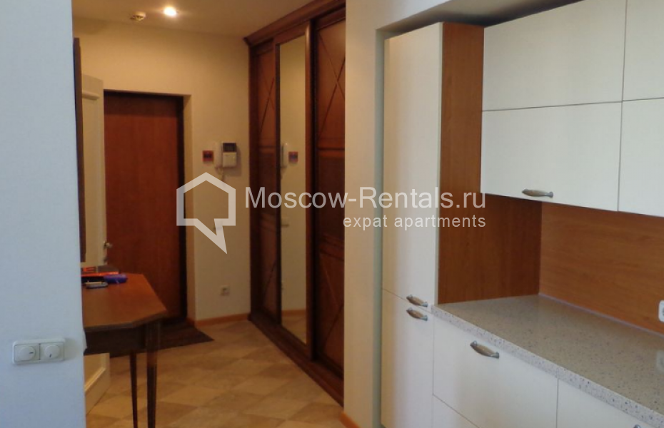 Photo #18 3-room (2 BR) apartment for <a href="http://moscow-rentals.ru/en/articles/long-term-rent" target="_blank">a long-term</a> rent
 in Russia, Moscow, Vorontsovskie prudy str, 3