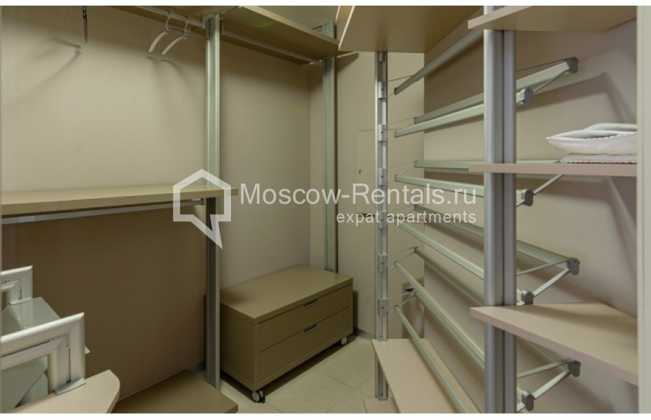 Photo #8 3-room (2 BR) apartment for <a href="http://moscow-rentals.ru/en/articles/long-term-rent" target="_blank">a long-term</a> rent
 in Russia, Moscow, Vorontsovskye Prudy str, 3