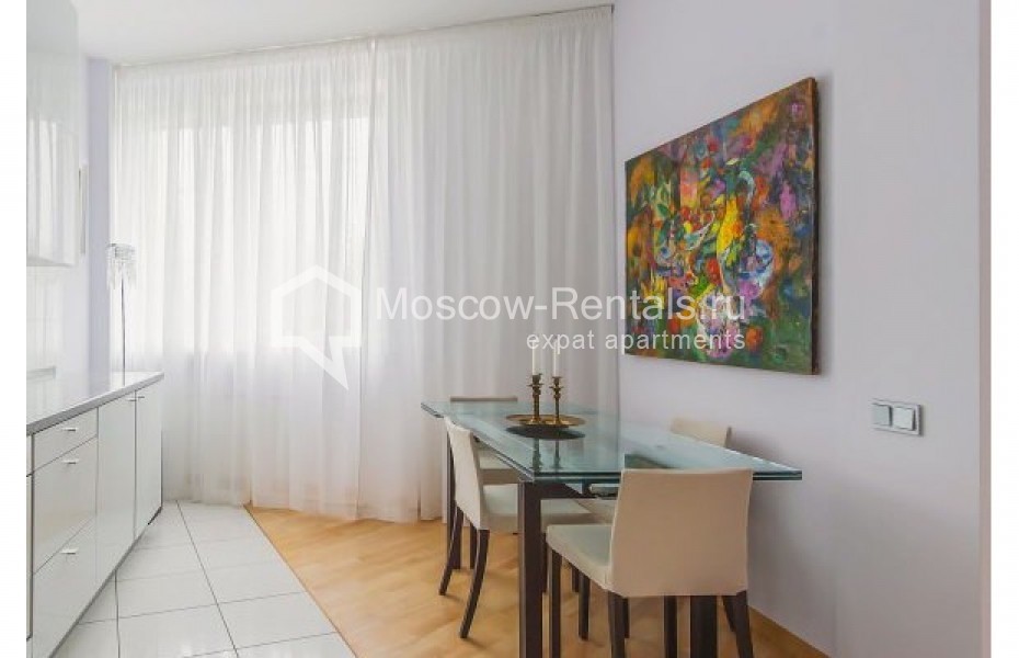 Photo #7 3-room (2 BR) apartment for <a href="http://moscow-rentals.ru/en/articles/long-term-rent" target="_blank">a long-term</a> rent
 in Russia, Moscow, Komsomolskyi pr, 32