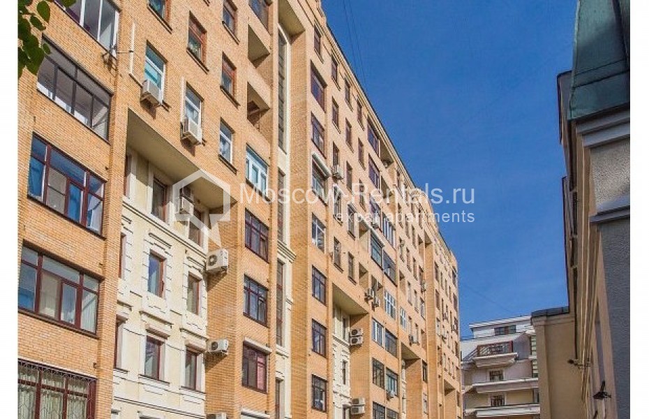 Photo #11 4-room (3 BR) apartment for <a href="http://moscow-rentals.ru/en/articles/long-term-rent" target="_blank">a long-term</a> rent
 in Russia, Moscow, Prechistenka str, 40/2 С 4