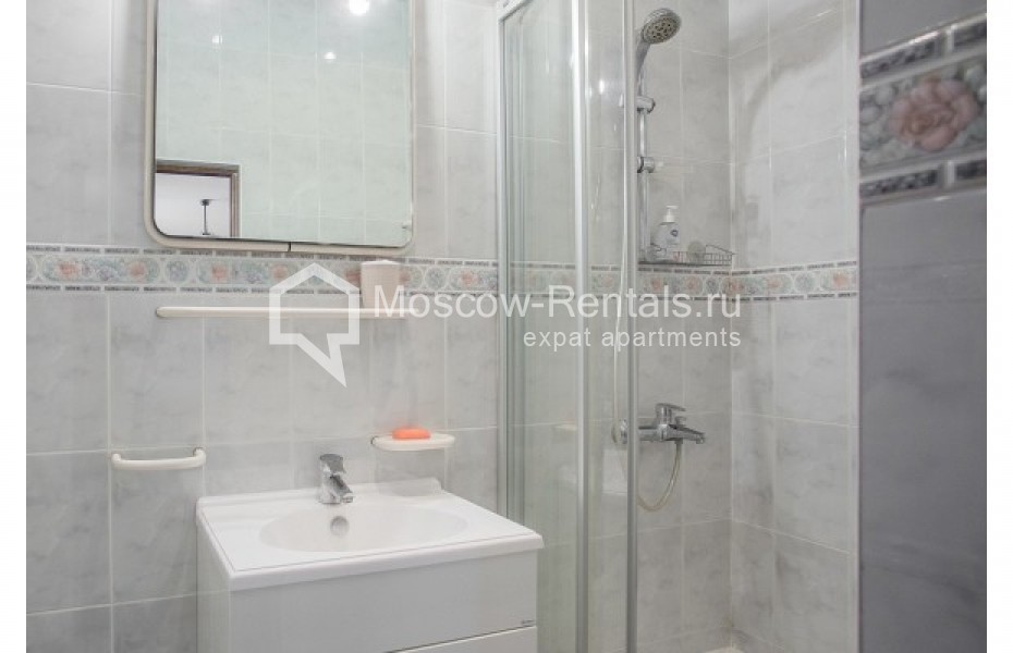 Photo #10 4-room (3 BR) apartment for <a href="http://moscow-rentals.ru/en/articles/long-term-rent" target="_blank">a long-term</a> rent
 in Russia, Moscow, Prechistenka str, 40/2 С 4