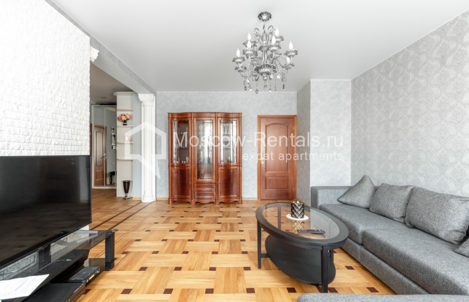 Photo #3 4-room (3 BR) apartment for <a href="http://moscow-rentals.ru/en/articles/long-term-rent" target="_blank">a long-term</a> rent
 in Russia, Moscow, Tverskaya str, 12С6