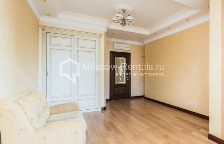 Photo #9 4-room (3 BR) apartment for <a href="http://moscow-rentals.ru/en/articles/long-term-rent" target="_blank">a long-term</a> rent
 in Russia, Moscow, Lomonosovskyi prospect, 25 к 3