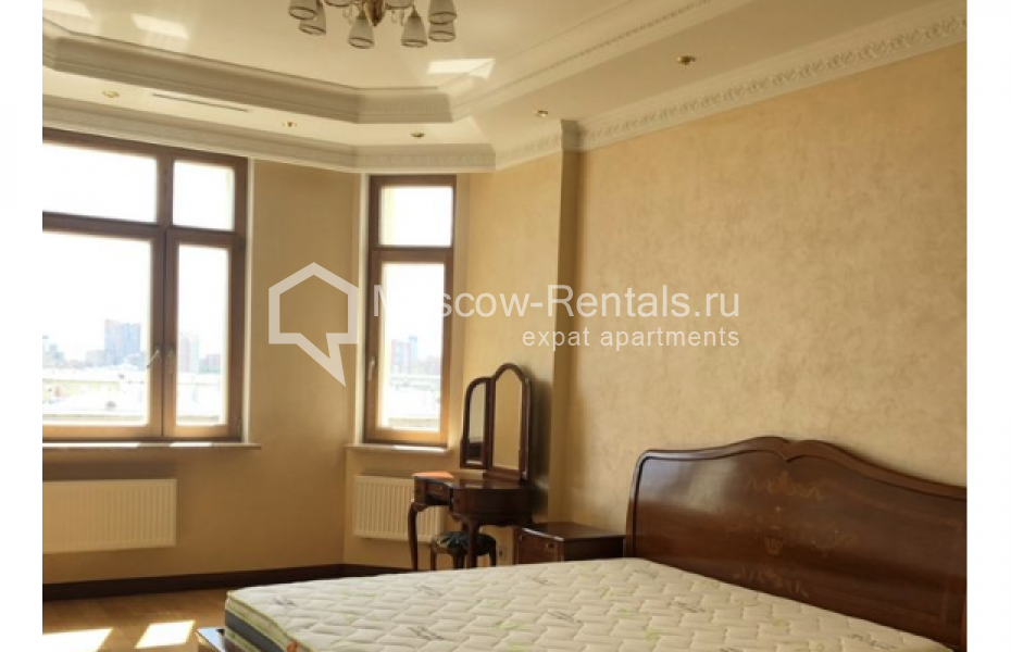 Photo #10 4-room (3 BR) apartment for <a href="http://moscow-rentals.ru/en/articles/long-term-rent" target="_blank">a long-term</a> rent
 in Russia, Moscow, Lomonosovskyi prospect, 25 к 3