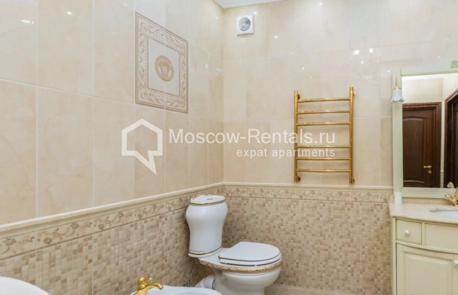 Photo #11 4-room (3 BR) apartment for <a href="http://moscow-rentals.ru/en/articles/long-term-rent" target="_blank">a long-term</a> rent
 in Russia, Moscow, Lomonosovskyi prospect, 25 к 3