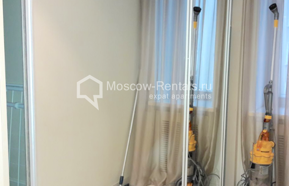 Photo #11 2-room (1 BR) apartment for <a href="http://moscow-rentals.ru/en/articles/long-term-rent" target="_blank">a long-term</a> rent
 in Russia, Moscow, Staropimenovskyi lane, 4С1