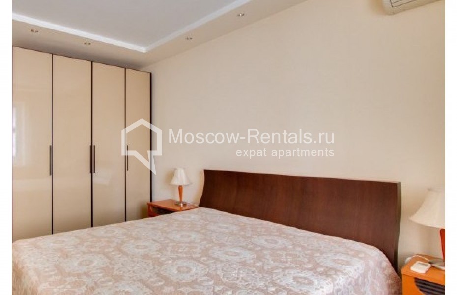 Photo #5 2-room (1 BR) apartment for <a href="http://moscow-rentals.ru/en/articles/long-term-rent" target="_blank">a long-term</a> rent
 in Russia, Moscow, Staropimenovskyi lane, 12/6