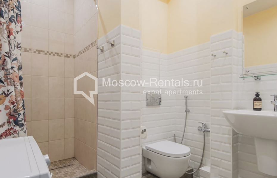 Photo #17 4-room (3 BR) apartment for <a href="http://moscow-rentals.ru/en/articles/long-term-rent" target="_blank">a long-term</a> rent
 in Russia, Moscow, Tverskaya str, 27 С 2