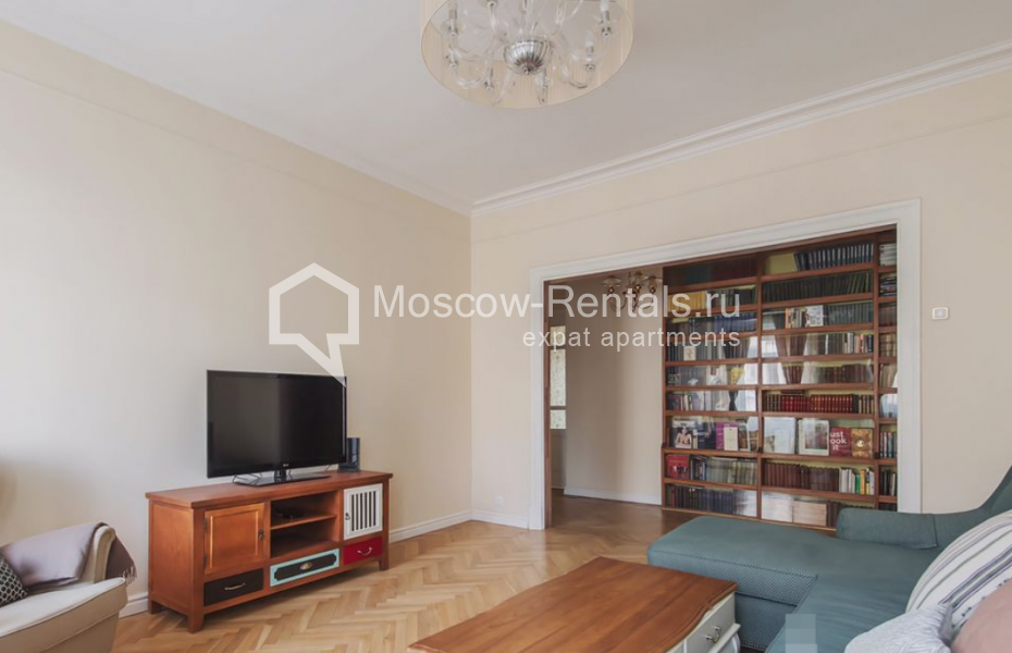 Photo #3 4-room (3 BR) apartment for <a href="http://moscow-rentals.ru/en/articles/long-term-rent" target="_blank">a long-term</a> rent
 in Russia, Moscow, Tverskaya str, 27 С 2