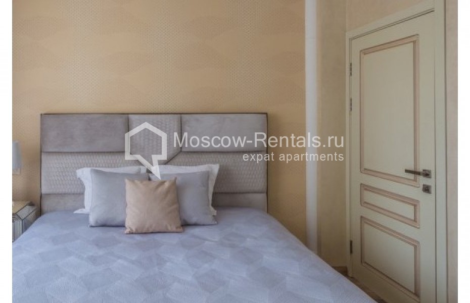 Photo #10 4-room (3 BR) apartment for <a href="http://moscow-rentals.ru/en/articles/long-term-rent" target="_blank">a long-term</a> rent
 in Russia, Moscow, Rozhdestvenskyi blv, 5/7С1