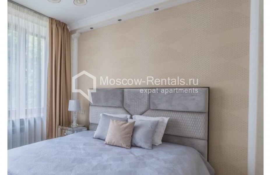 Photo #9 4-room (3 BR) apartment for <a href="http://moscow-rentals.ru/en/articles/long-term-rent" target="_blank">a long-term</a> rent
 in Russia, Moscow, Rozhdestvenskyi blv, 5/7С1