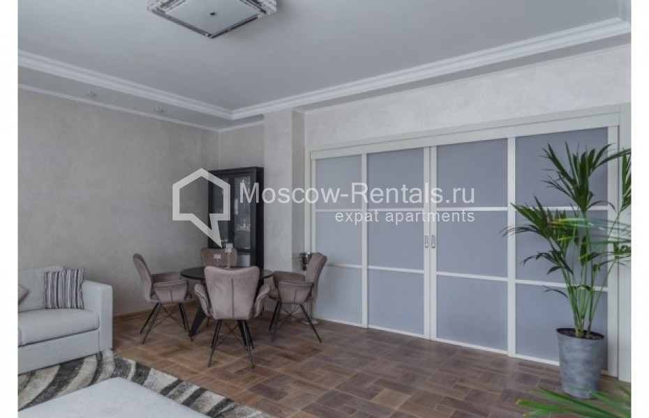Photo #2 4-room (3 BR) apartment for <a href="http://moscow-rentals.ru/en/articles/long-term-rent" target="_blank">a long-term</a> rent
 in Russia, Moscow, Rozhdestvenskyi blv, 5/7С1