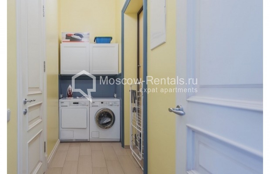 Photo #22 4-room (3 BR) apartment for <a href="http://moscow-rentals.ru/en/articles/long-term-rent" target="_blank">a long-term</a> rent
 in Russia, Moscow, Varsonofievskyi lane,  6