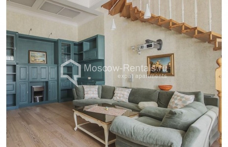 Photo #3 4-room (3 BR) apartment for <a href="http://moscow-rentals.ru/en/articles/long-term-rent" target="_blank">a long-term</a> rent
 in Russia, Moscow, Varsonofievskyi lane,  6