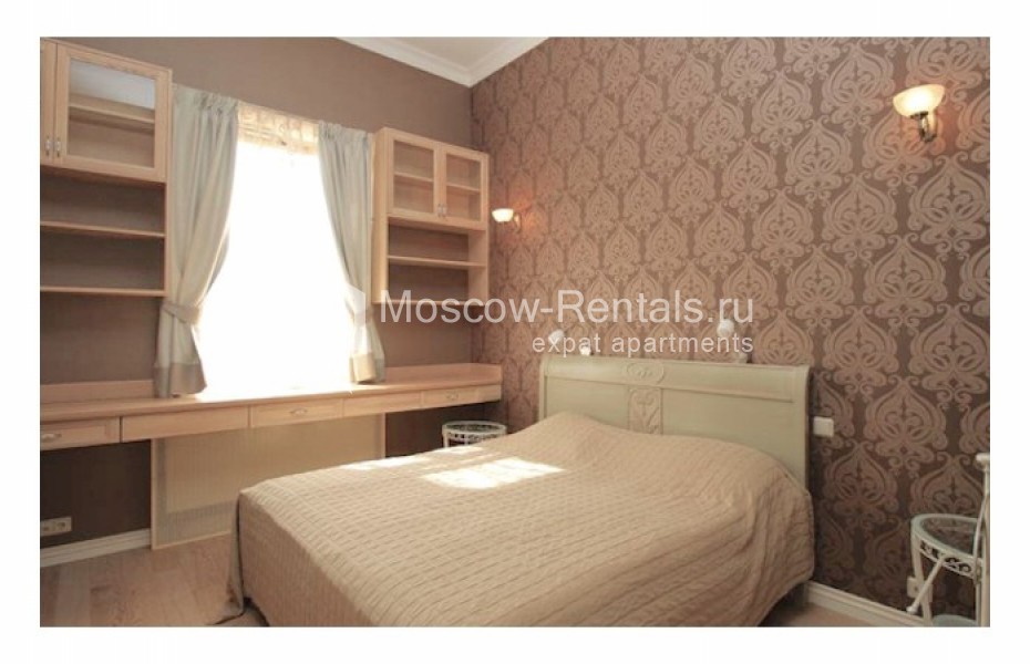 Photo #10 4-room (3 BR) apartment for <a href="http://moscow-rentals.ru/en/articles/long-term-rent" target="_blank">a long-term</a> rent
 in Russia, Moscow, Varsonofievskyi lane,  6