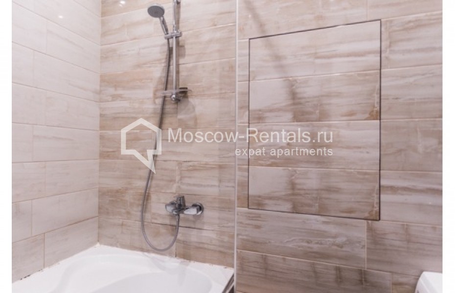 Photo #7 3-room (2 BR) apartment for <a href="http://moscow-rentals.ru/en/articles/long-term-rent" target="_blank">a long-term</a> rent
 in Russia, Moscow, Trekhprudnyi lane, 8