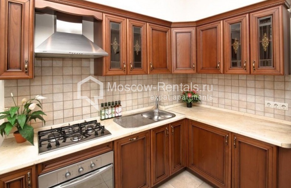 Photo #6 2-room (1 BR) apartment for <a href="http://moscow-rentals.ru/en/articles/long-term-rent" target="_blank">a long-term</a> rent
 in Russia, Moscow, Tverskaya st, 8