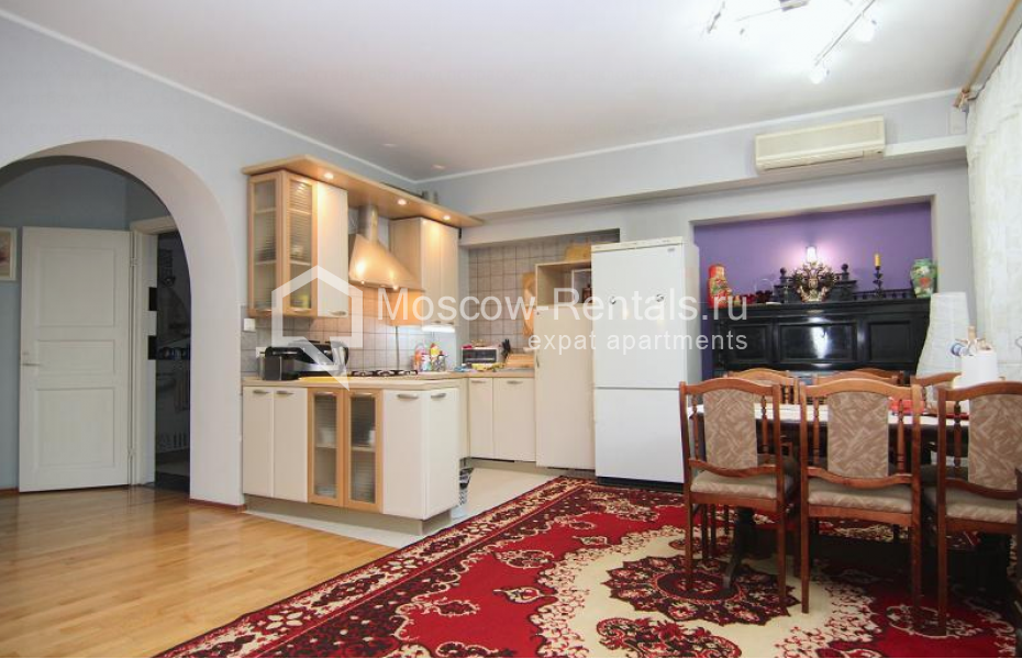Photo #1 3-room (2 BR) apartment for <a href="http://moscow-rentals.ru/en/articles/long-term-rent" target="_blank">a long-term</a> rent
 in Russia, Moscow, Gogolevskyi blv,  27