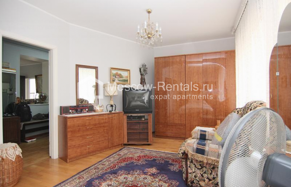 Photo #5 3-room (2 BR) apartment for <a href="http://moscow-rentals.ru/en/articles/long-term-rent" target="_blank">a long-term</a> rent
 in Russia, Moscow, Gogolevskyi blv,  27