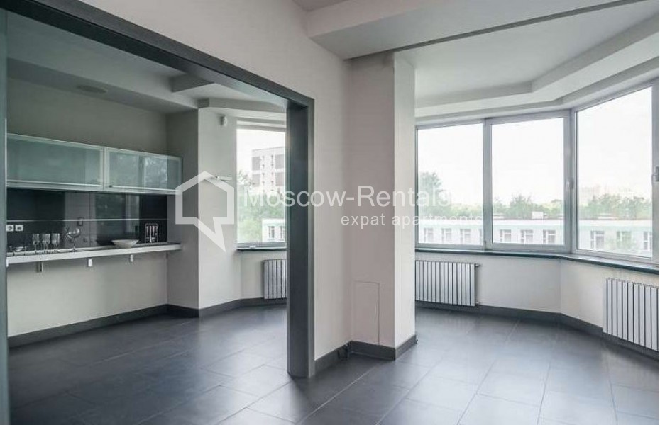 Photo #3 4-room (3 BR) apartment for <a href="http://moscow-rentals.ru/en/articles/long-term-rent" target="_blank">a long-term</a> rent
 in Russia, Moscow, Pyrieva str, 9bld2