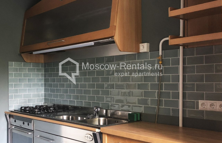 Photo #2 2-room (1 BR) apartment for <a href="http://moscow-rentals.ru/en/articles/long-term-rent" target="_blank">a long-term</a> rent
 in Russia, Moscow, Yazykovskyi lane, 2