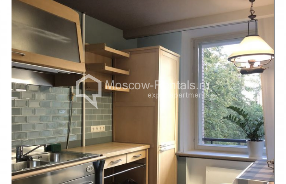 Photo #1 2-room (1 BR) apartment for <a href="http://moscow-rentals.ru/en/articles/long-term-rent" target="_blank">a long-term</a> rent
 in Russia, Moscow, Yazykovskyi lane, 2
