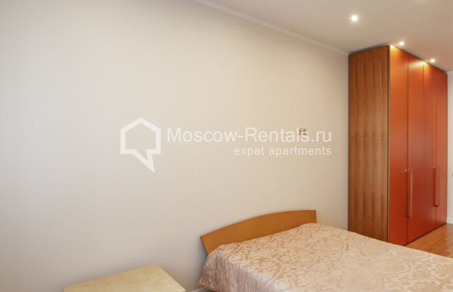 Photo #9 3-room (2 BR) apartment for <a href="http://moscow-rentals.ru/en/articles/long-term-rent" target="_blank">a long-term</a> rent
 in Russia, Moscow, Koshtoyantsa str, 47к2