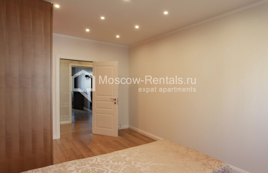 Photo #10 3-room (2 BR) apartment for <a href="http://moscow-rentals.ru/en/articles/long-term-rent" target="_blank">a long-term</a> rent
 in Russia, Moscow, Koshtoyantsa str, 47к2