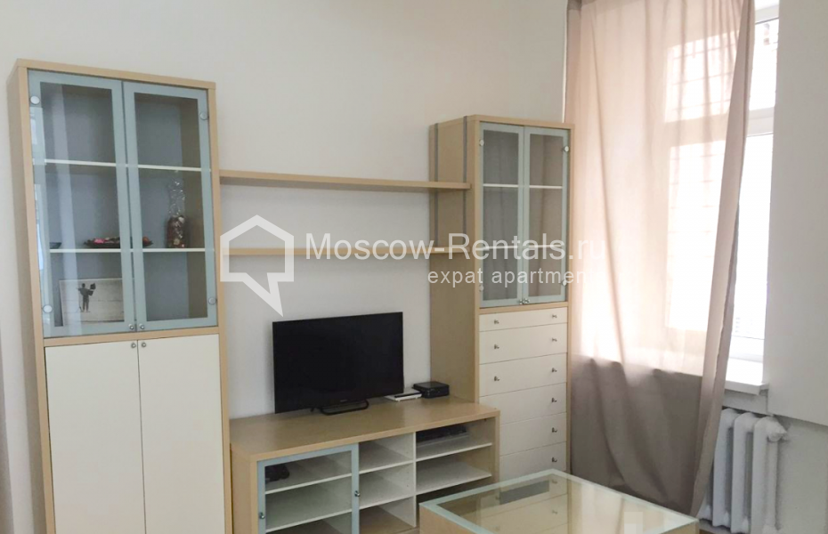 Photo #4 2-room (1 BR) apartment for <a href="http://moscow-rentals.ru/en/articles/long-term-rent" target="_blank">a long-term</a> rent
 in Russia, Moscow, Tverskaya str, 6 С 3