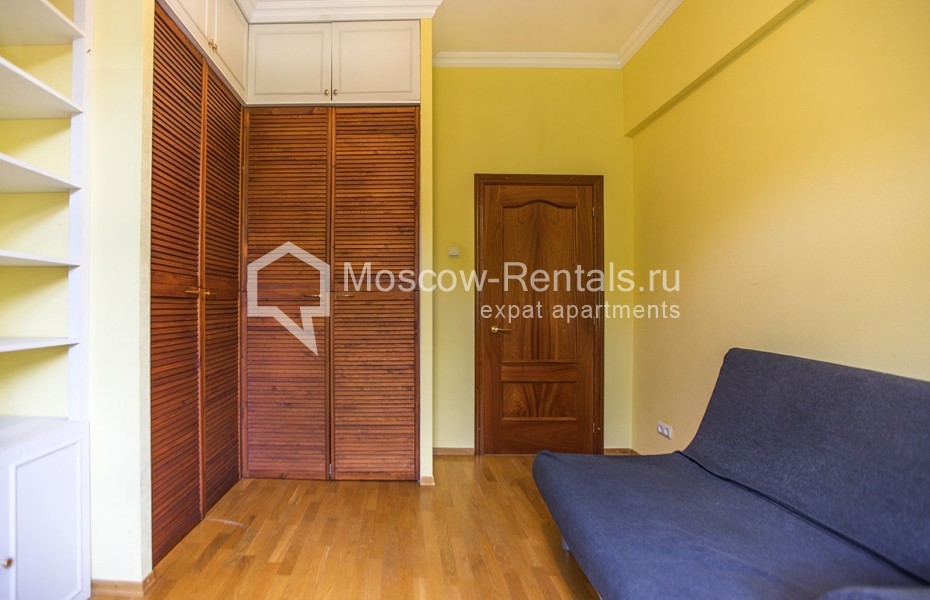Photo #12 3-room (2 BR) apartment for <a href="http://moscow-rentals.ru/en/articles/long-term-rent" target="_blank">a long-term</a> rent
 in Russia, Moscow, Gasheka str, 9