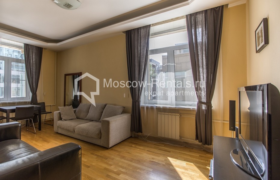 Photo #1 3-room (2 BR) apartment for <a href="http://moscow-rentals.ru/en/articles/long-term-rent" target="_blank">a long-term</a> rent
 in Russia, Moscow, Gasheka str, 9