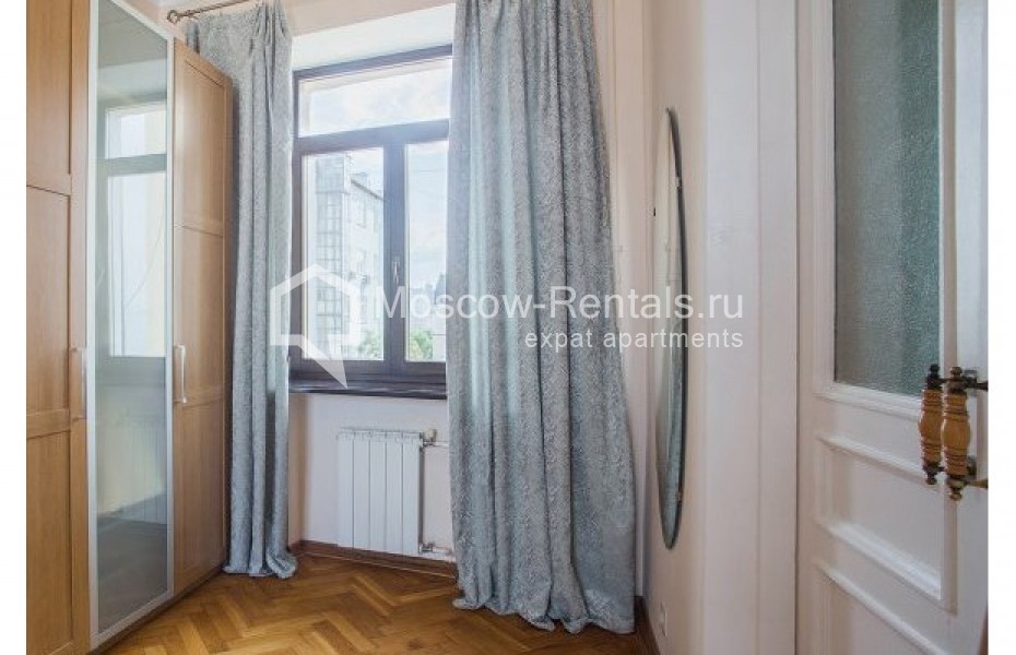 Photo #8 3-room (2 BR) apartment for <a href="http://moscow-rentals.ru/en/articles/long-term-rent" target="_blank">a long-term</a> rent
 in Russia, Moscow, Bogoslovsky lane, 3
