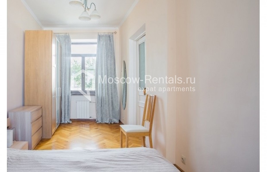 Photo #6 3-room (2 BR) apartment for <a href="http://moscow-rentals.ru/en/articles/long-term-rent" target="_blank">a long-term</a> rent
 in Russia, Moscow, Bogoslovsky lane, 3
