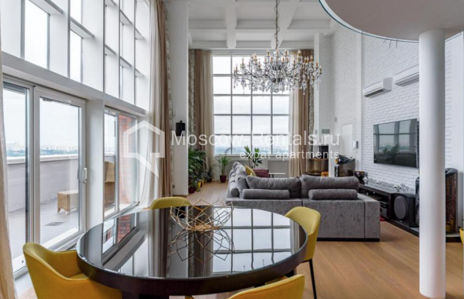 Photo #1 7-room (6 BR) apartment for <a href="http://moscow-rentals.ru/en/articles/long-term-rent" target="_blank">a long-term</a> rent
 in Russia, Moscow, Karamyshevskaya emb, 62К1