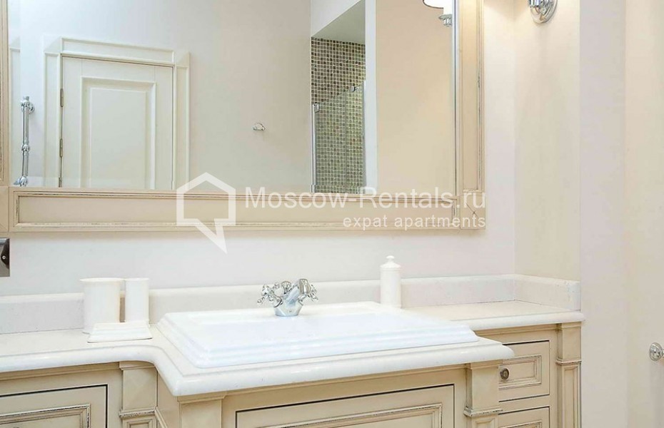 Photo #23 7-room (6 BR) apartment for <a href="http://moscow-rentals.ru/en/articles/long-term-rent" target="_blank">a long-term</a> rent
 in Russia, Moscow, Starovolynskaya str, 15к4