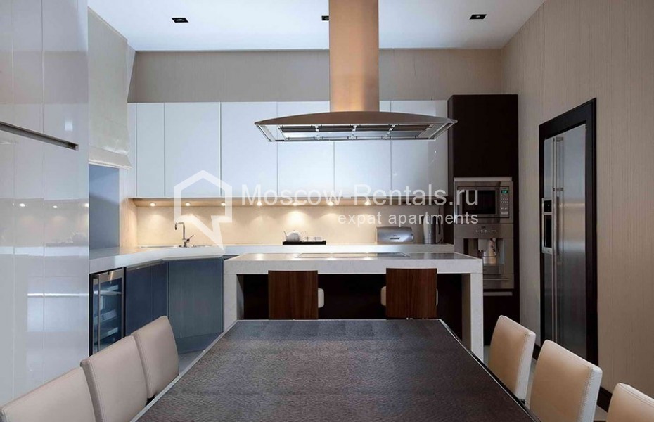 Photo #27 7-room (6 BR) apartment for <a href="http://moscow-rentals.ru/en/articles/long-term-rent" target="_blank">a long-term</a> rent
 in Russia, Moscow, Starovolynskaya str, 15к4