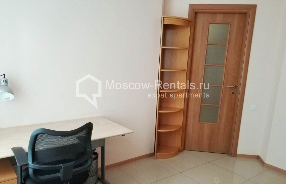Photo #13 4-room (3 BR) apartment for <a href="http://moscow-rentals.ru/en/articles/long-term-rent" target="_blank">a long-term</a> rent
 in Russia, Moscow, Chapaevskyi lane, 3