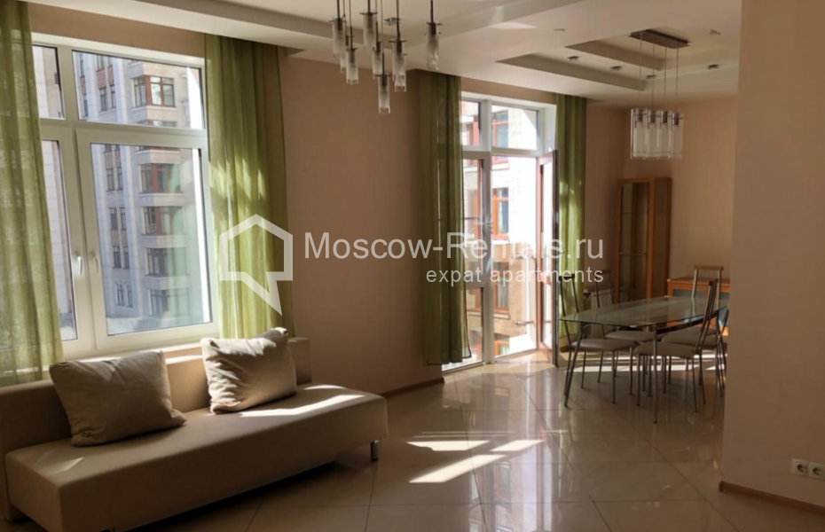 Photo #3 4-room (3 BR) apartment for <a href="http://moscow-rentals.ru/en/articles/long-term-rent" target="_blank">a long-term</a> rent
 in Russia, Moscow, Chapaevskyi lane, 3