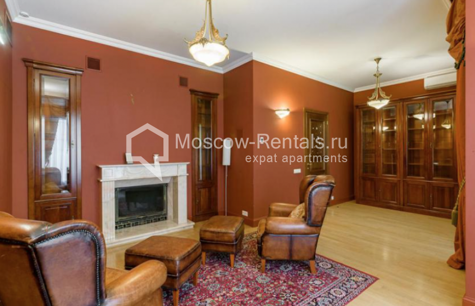 Фото №4 Таунхаус в аренду на длительный срок в Россия, Москва, Осенняя ул., 25 К 7