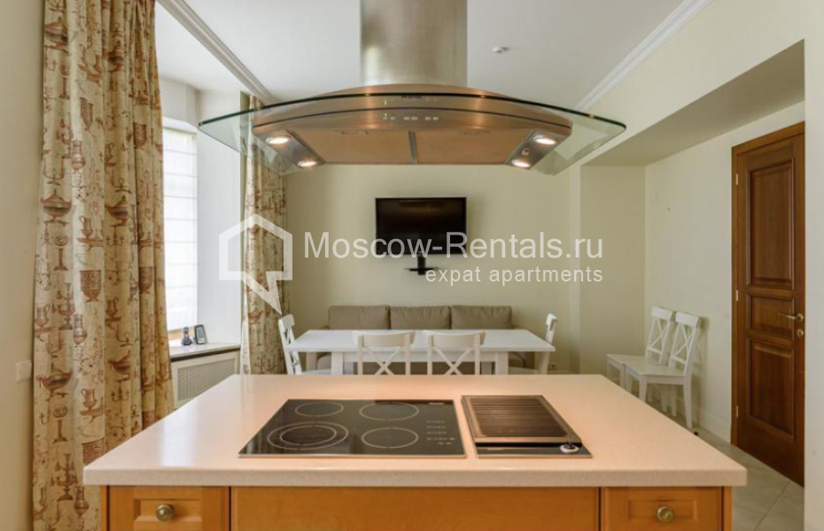 Photo #2 Townhouse for <a href="http://moscow-rentals.ru/en/articles/long-term-rent" target="_blank">a long-term</a> rent
 in Russia, Moscow, Osennyaya str, 25 К 7