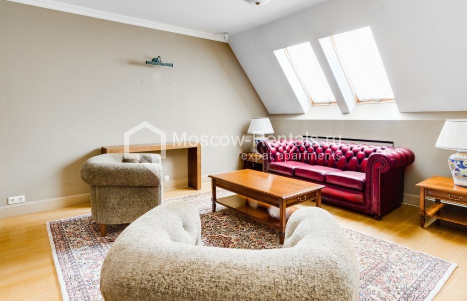 Фото №12 Таунхаус в аренду на длительный срок в Россия, Москва, Осенняя ул., 25 К 7