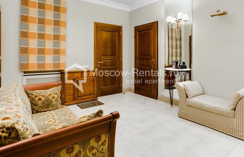 Фото №21 Таунхаус в аренду на длительный срок в Россия, Москва, Осенняя ул., 25 К 7