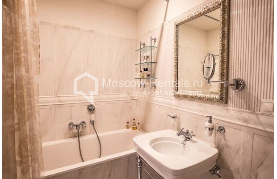 Photo #8 7-room (6 BR) apartment for <a href="http://moscow-rentals.ru/en/articles/long-term-rent" target="_blank">a long-term</a> rent
 in Russia, Moscow, 1st Zachatievskyi lane, 10