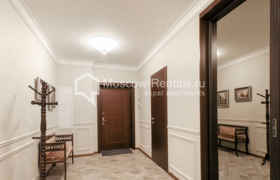 Photo #10 3-room (2 BR) apartment for <a href="http://moscow-rentals.ru/en/articles/long-term-rent" target="_blank">a long-term</a> rent
 in Russia, Moscow, 3rd Donskoi proezd, 1