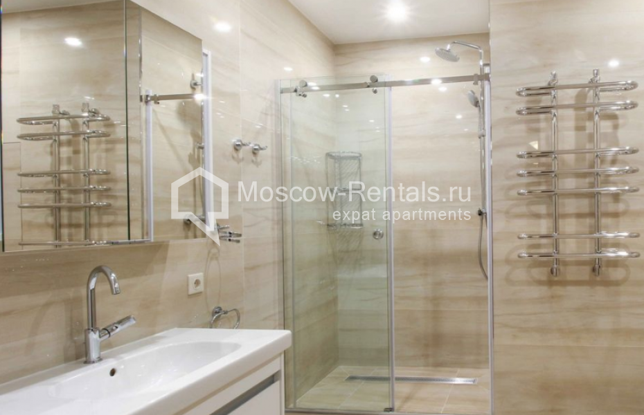 Photo #15 3-room (2 BR) apartment for <a href="http://moscow-rentals.ru/en/articles/long-term-rent" target="_blank">a long-term</a> rent
 in Russia, Moscow, 3rd Donskoi proezd, 1