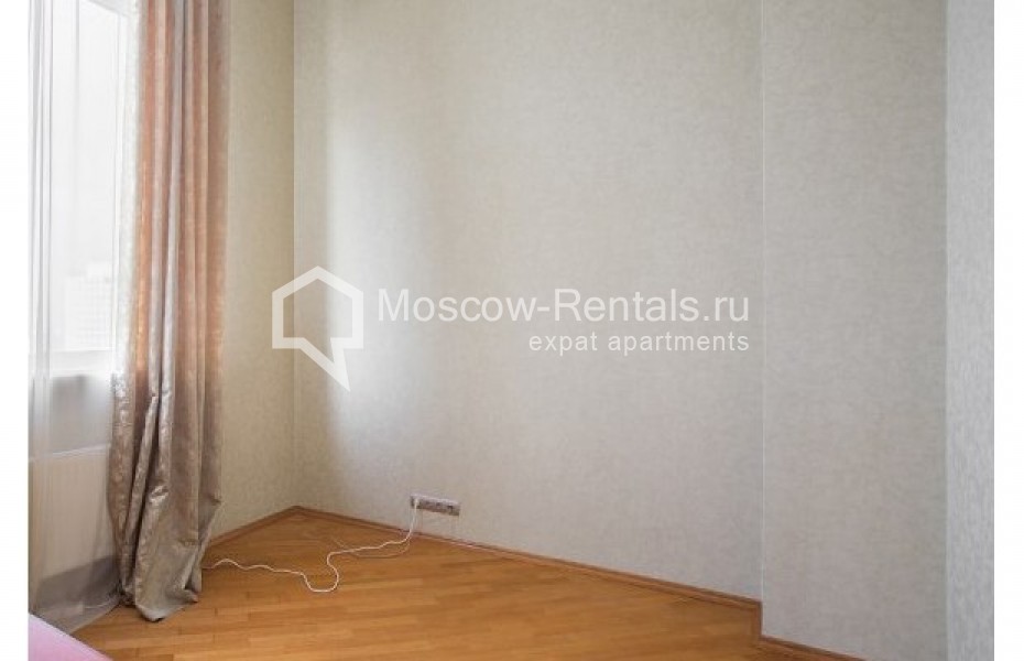 Photo #7 4-room (3 BR) apartment for <a href="http://moscow-rentals.ru/en/articles/long-term-rent" target="_blank">a long-term</a> rent
 in Russia, Moscow, Shabolovka str, 10к1