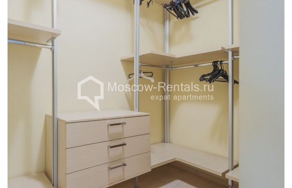 Photo #11 3-room (2 BR) apartment for <a href="http://moscow-rentals.ru/en/articles/long-term-rent" target="_blank">a long-term</a> rent
 in Russia, Moscow, Daev lane, 33