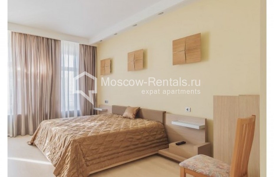Photo #8 3-room (2 BR) apartment for <a href="http://moscow-rentals.ru/en/articles/long-term-rent" target="_blank">a long-term</a> rent
 in Russia, Moscow, Daev lane, 33